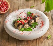 Рулетики баклажановые