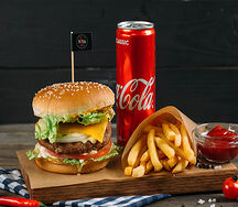 Комбо Чикенхит бургер с куриной котлетой