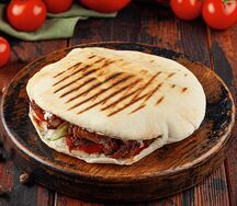 Арабская пита с курицей 