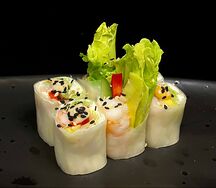 Вроде креветка в рисовой бумаге