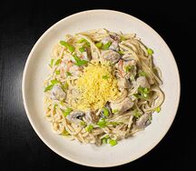 Паста с курицей и грибами