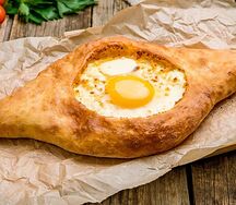 Хачапури по-аджарски