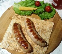 Сочные колбаски на гриле Австрийские с сыром