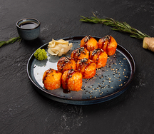 Запеченный ролл с крабом в масаго