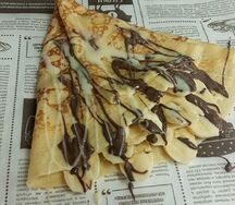 Блин с бананом и сгущенкой