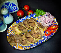 Казы по узбекски с красным луком