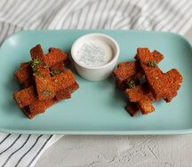Гренки с чесночным соусом