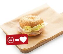 Бейгл с ветчиной и сыром