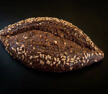 Хлеб оригинальный с семечками