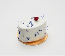 Пирожное Малиновая роза