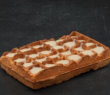 Вафля бельгийская со сгущенкой