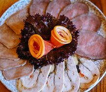 Мясная тарелка