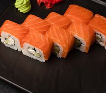 Филадельфия с копченым лососем