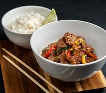 Говядина Хойсин с кокосовым рисом