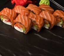 Ролл без риса с копченым лососем