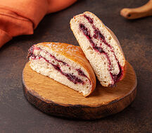 Булочка малина-мак