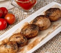 Молодой картофель с салом