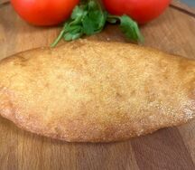 Пирожок с капустой жареный