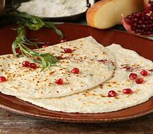 Кутаб с сыром