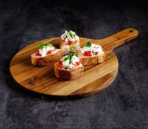 Брускетта Томаты и страчателла