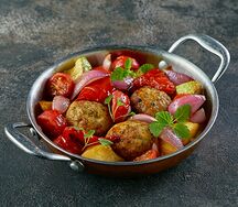 Котлеты из индейки с овощами