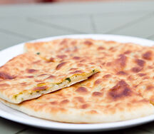 Мини-хачапури с сыром и зеленью