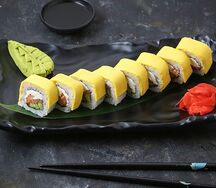 Дабл Чиз ролл с копченым лососем и сыром чеддер