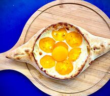 Авторская Хачапури с томатами