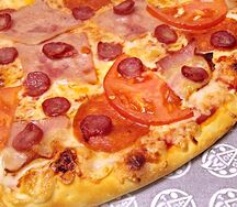 Четыре колбасы