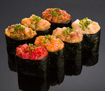 Ассорти суши спайси