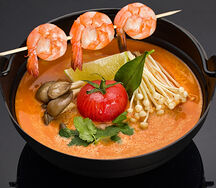 Суп том-ям с тигровыми креветками