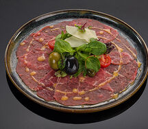 Карпачо из говядины под соусом Никкей