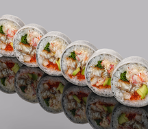 Ролл из камчатского краба с копченым угрем