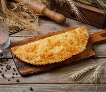 Чебурек с бараниной