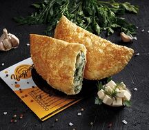 С адыгейским сыром и зеленью