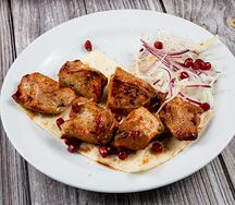 Шашлык из cвинoй шейки