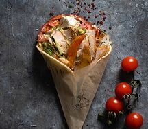 Роб рой в греческой пите с вырезкой из свинины