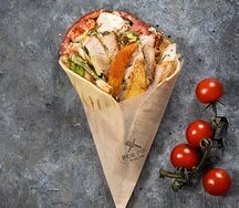 Роб Рой в греческой пите с филе цыпленка