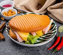 Панини с ветчиной и сыром