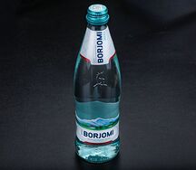 Минеральная вода Borjomi газированная