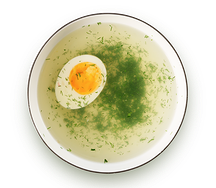 Куриный бульон с яйцом и гренками