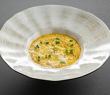 Крем-суп из батата с пармезаном и трюфельным маслом