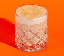 Раф с винoградом и ежевикой