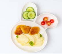 Картофельное пюре с наггетсами