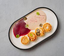 Сырники с крем-соусом из сметаны