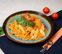 Лапша с курой том ям