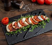 Салат Капрезе