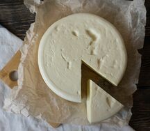 Сыр Сулугуни