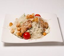 Салат Цезарь классический с курицей