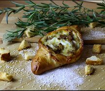 Лодочка мясная с картофелем